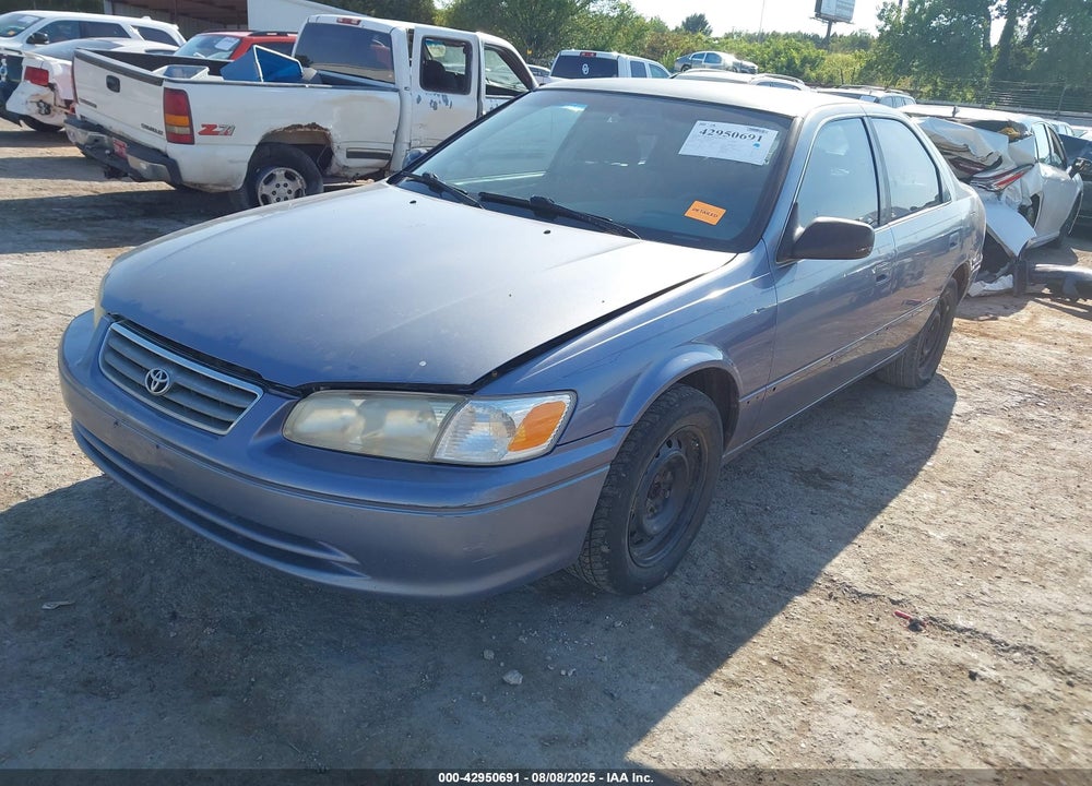 2000 TOYOTA CAMRY LE VIN: JT2BG22K3Y0401027