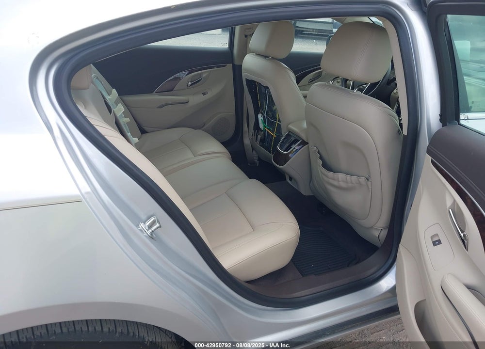 2016 BUICK LACROSSE VIN: 1G4GB5G39GF140511
