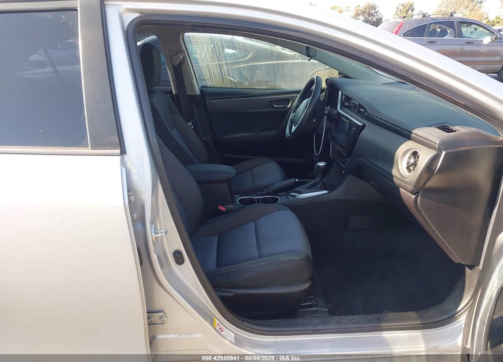 2017 TOYOTA COROLLA LE VIN: 5YFBURHE8HP599605