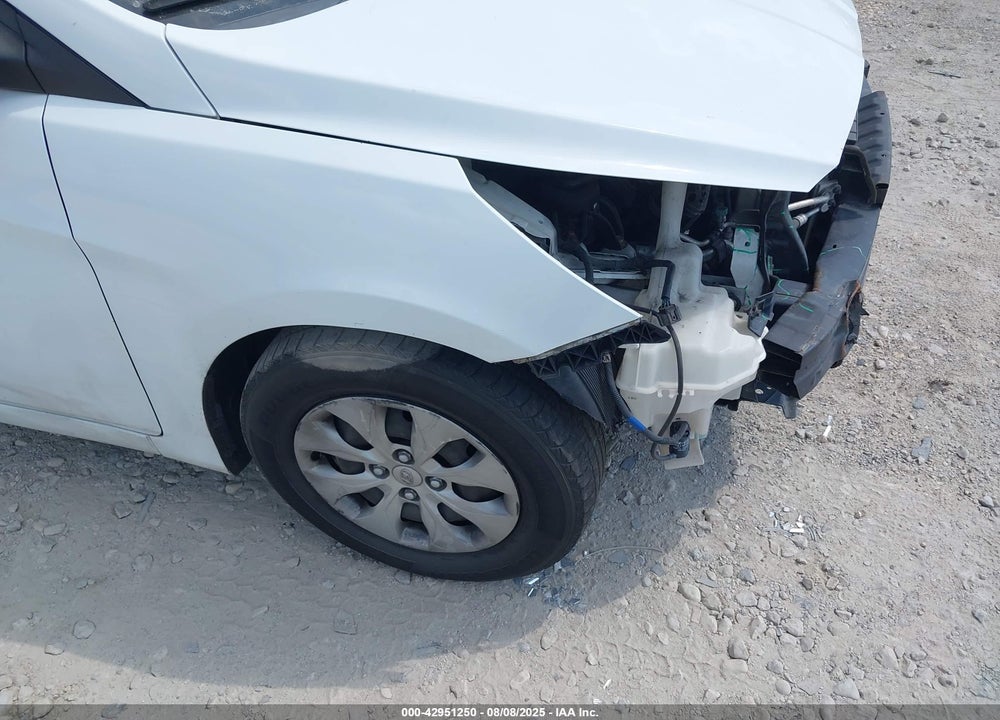 2016 HYUNDAI ACCENT VIN: KMHCT4AE9GU106726