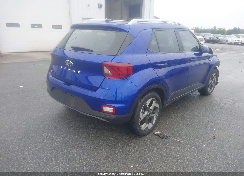 2024 HYUNDAI VENUE VIN: KMHRC8A32RU332545