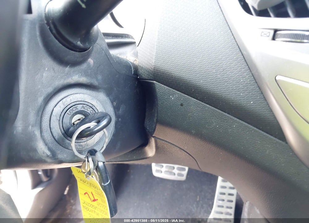 2013 HYUNDAI VELOSTER VIN: KMHTC6AD3DU178911