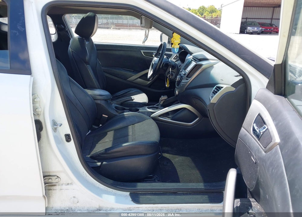 2013 HYUNDAI VELOSTER VIN: KMHTC6AD3DU178911