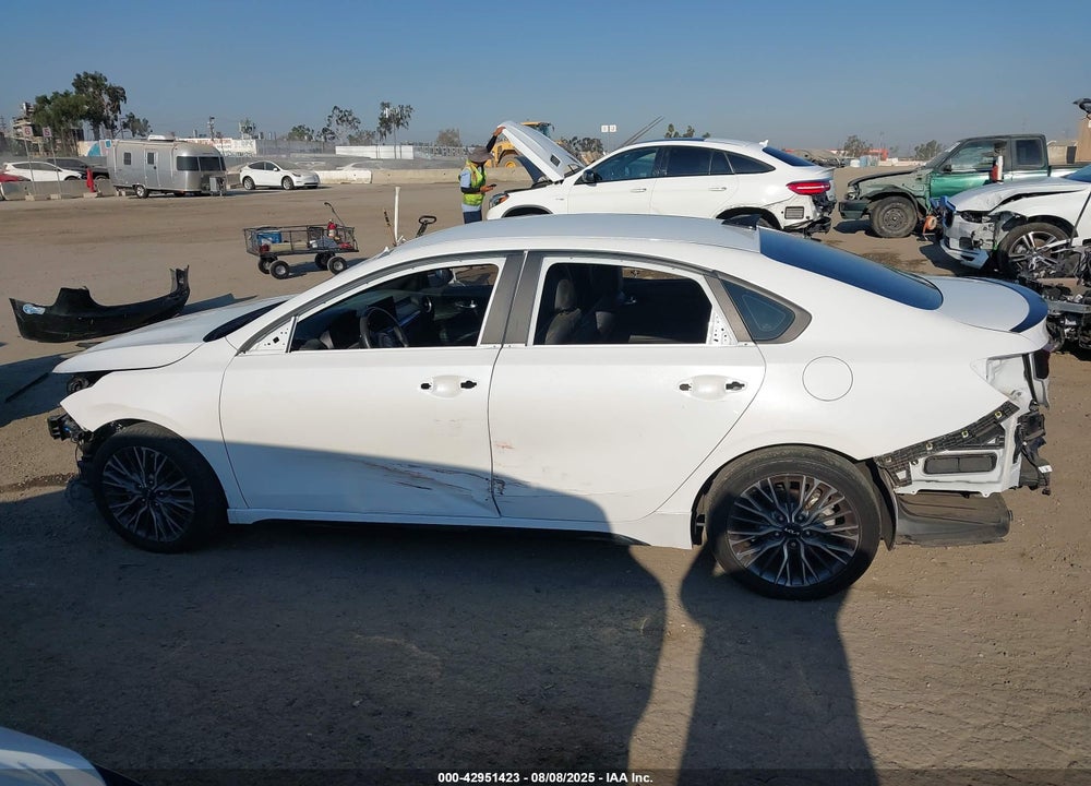 2023 KIA FORTE VIN: 3KPF54AD6PE649839