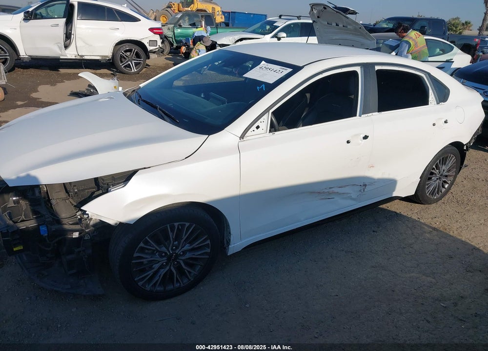 2023 KIA FORTE VIN: 3KPF54AD6PE649839