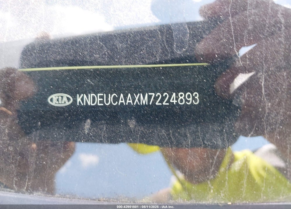 2021 KIA SELTOS VIN: KNDEUCAAXM7224893