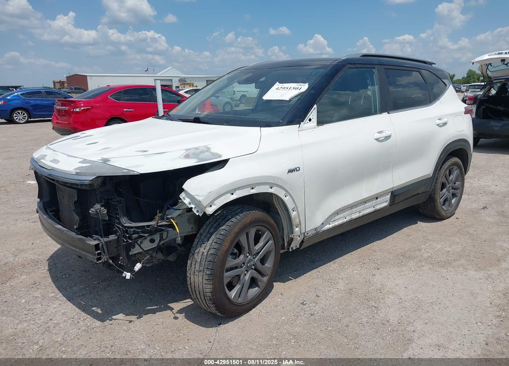 2021 KIA SELTOS VIN: KNDEUCAAXM7224893