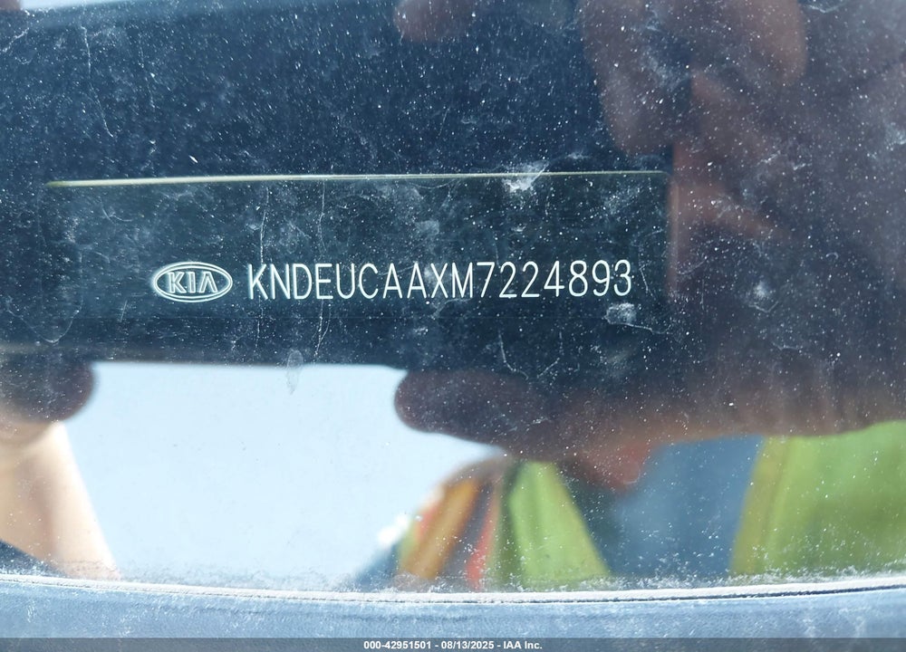 2021 KIA SELTOS VIN: KNDEUCAAXM7224893
