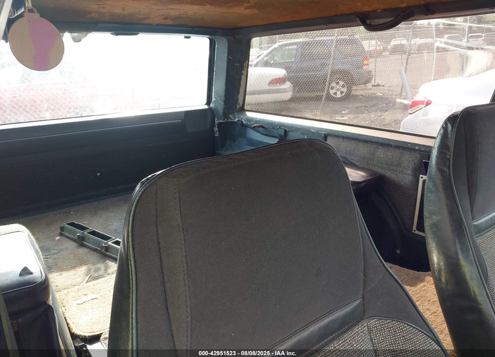 1985 CHEVROLET BLAZER S10 VIN: 1G8CT18B5F0117463