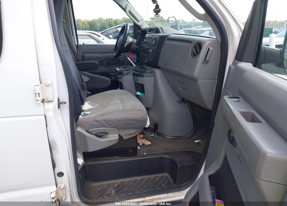2011 FORD E-350 SUPER DUTY XLT VIN: 1FBSS3BL3BDA20237