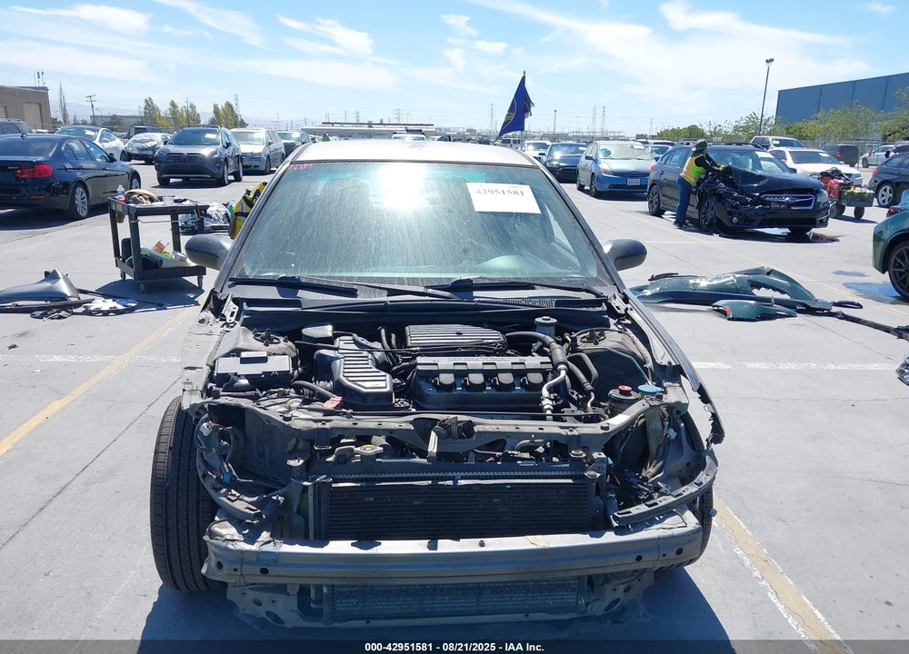 2005 HONDA CIVIC LX VIN: 2HGES16555H592394