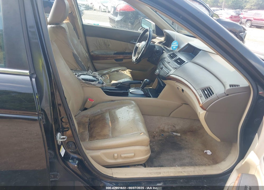 2009 HONDA ACCORD VIN: 1HGCP36839A046258
