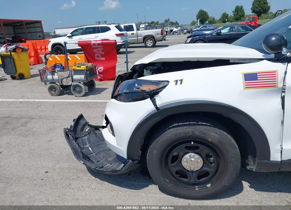 2025 FORD POLICE INTERCEPTOR UTILITY VIN: 1FM5K8AB8SGA03023