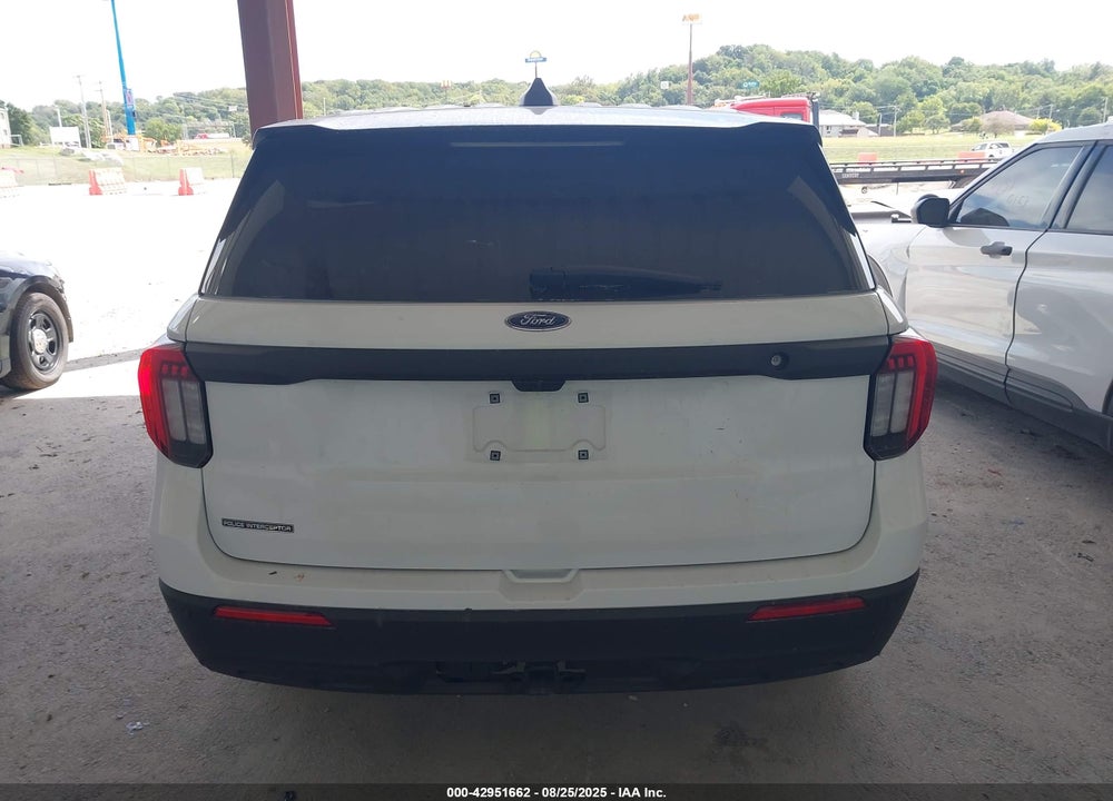2025 FORD POLICE INTERCEPTOR UTILITY VIN: 1FM5K8AB8SGA03023
