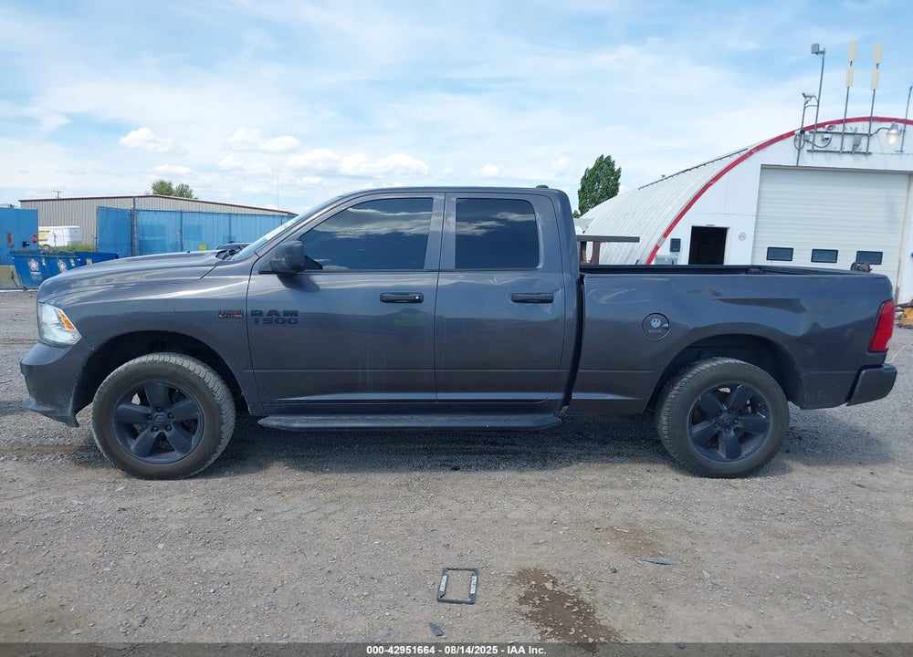2018 RAM 1500 VIN: 1C6RR7FT8JS301734