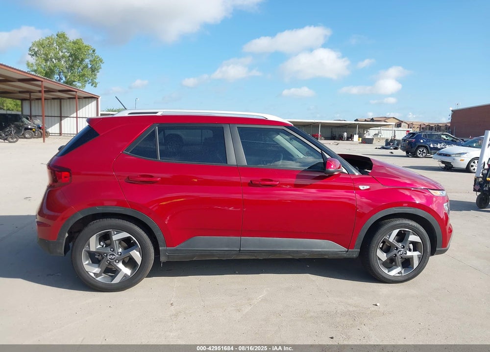 2024 HYUNDAI VENUE VIN: KMHRC8A34RU339108