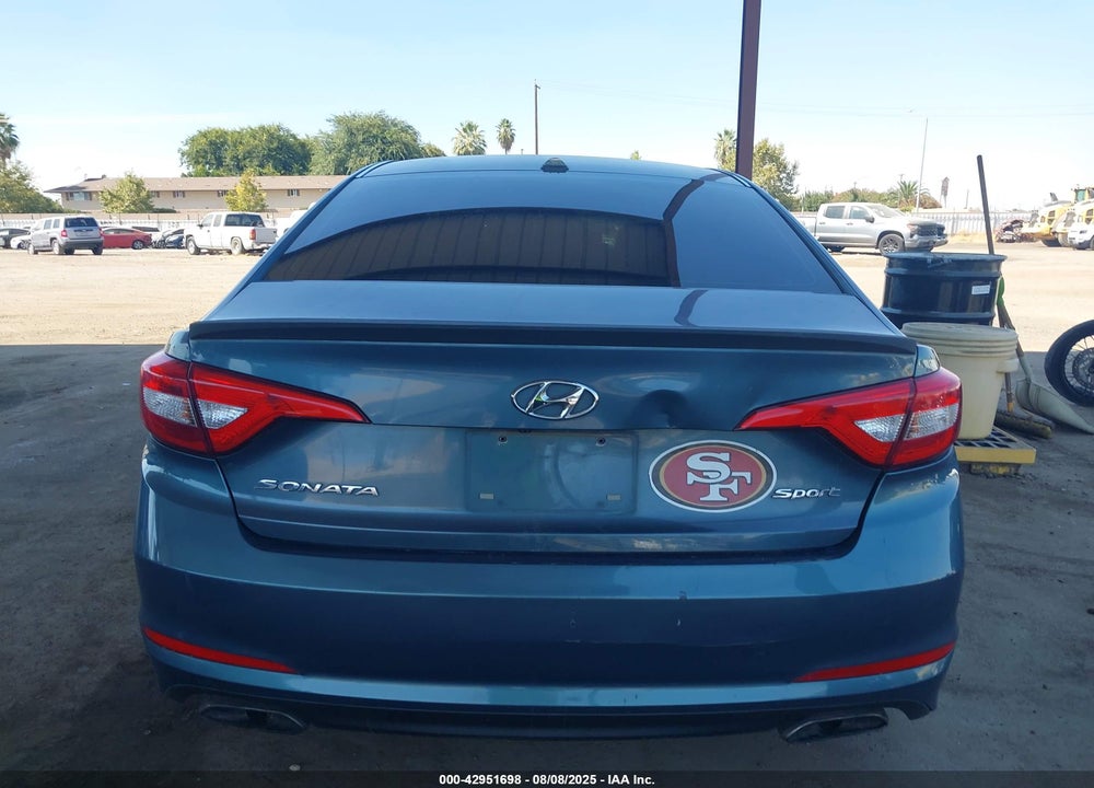 2015 HYUNDAI SONATA SPORT VIN: 5NPE34AF6FH097207