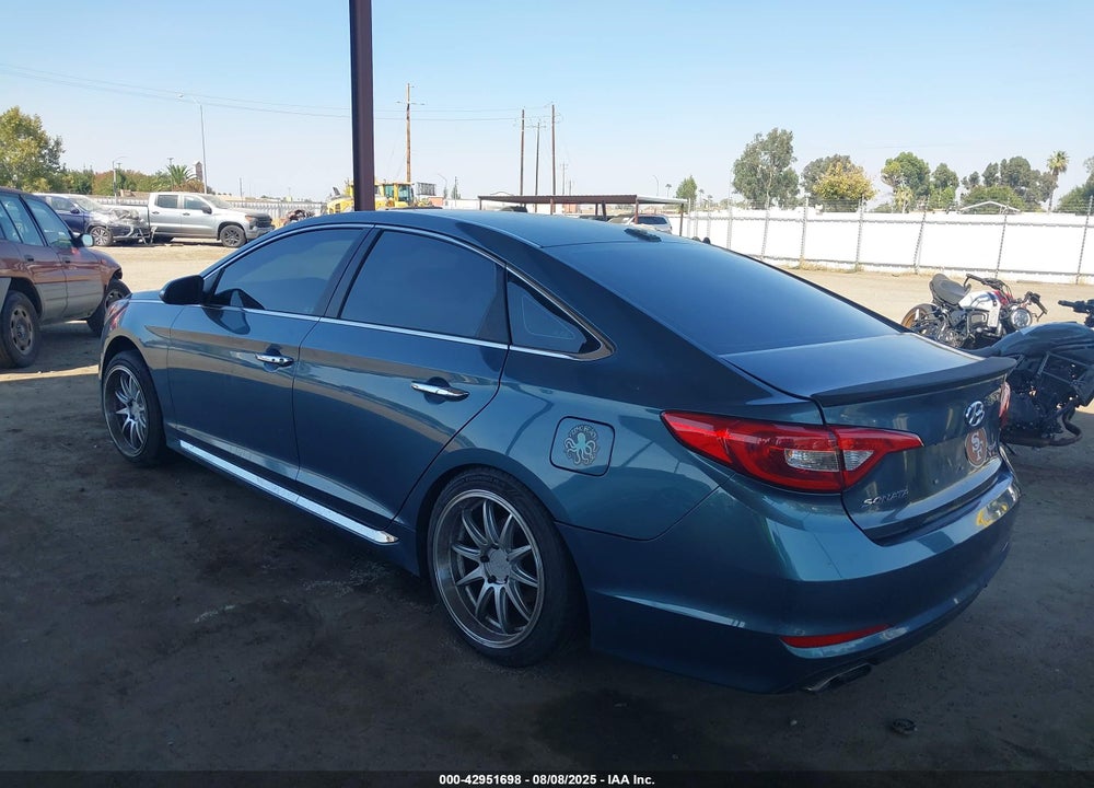 2015 HYUNDAI SONATA SPORT VIN: 5NPE34AF6FH097207