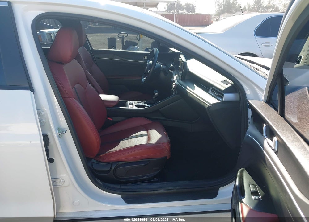 2023 KIA K5 VIN: 5XXG64J26PG181702