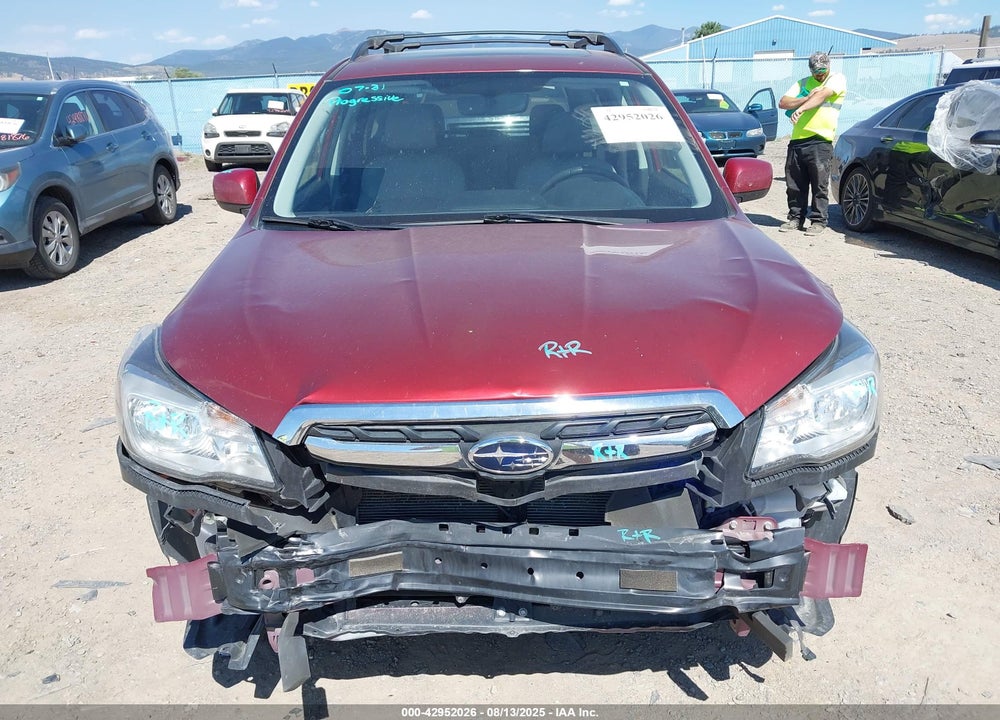 2017 SUBARU FORESTER VIN: JF2SJAJC8HH517033