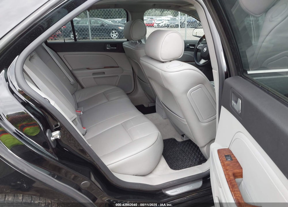 2009 CADILLAC STS VIN: 1G6DL67A190118147