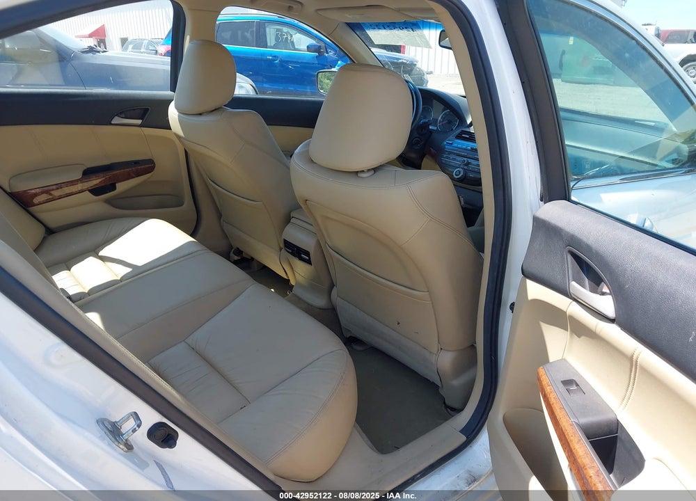2012 HONDA ACCORD VIN: 1HGCP3F84CA006326
