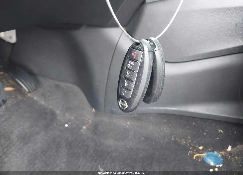 2017 NISSAN ROGUE VIN: JN8AT2MT9HW408263