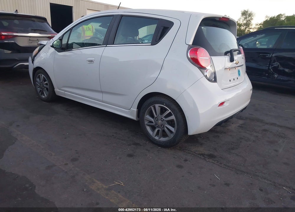 2015 CHEVROLET SPARK EV 1LT VIN: KL8CK6S01FC819011
