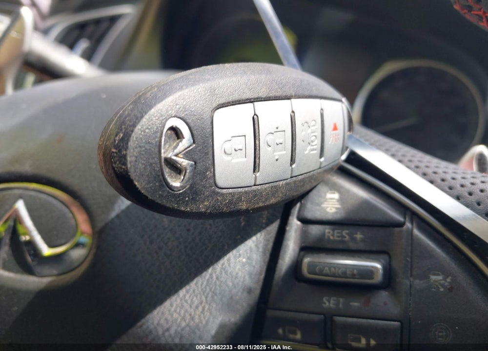 2014 INFINITI Q50 HYBRID SPORT VIN: JN1AV7AR6EM702984