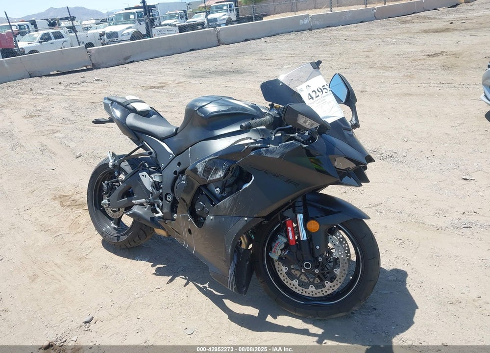 2025 KAWASAKI ZX1002 M VIN: JKBZXVM15SA009640