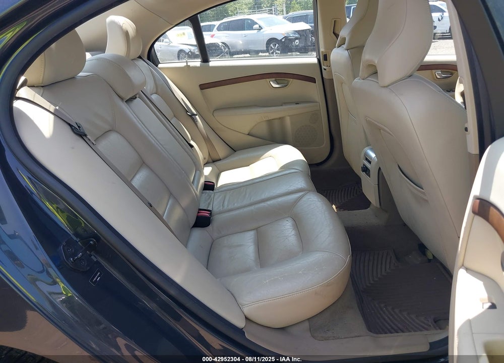 2010 VOLVO S80 VIN: YV1992AH1A1125818