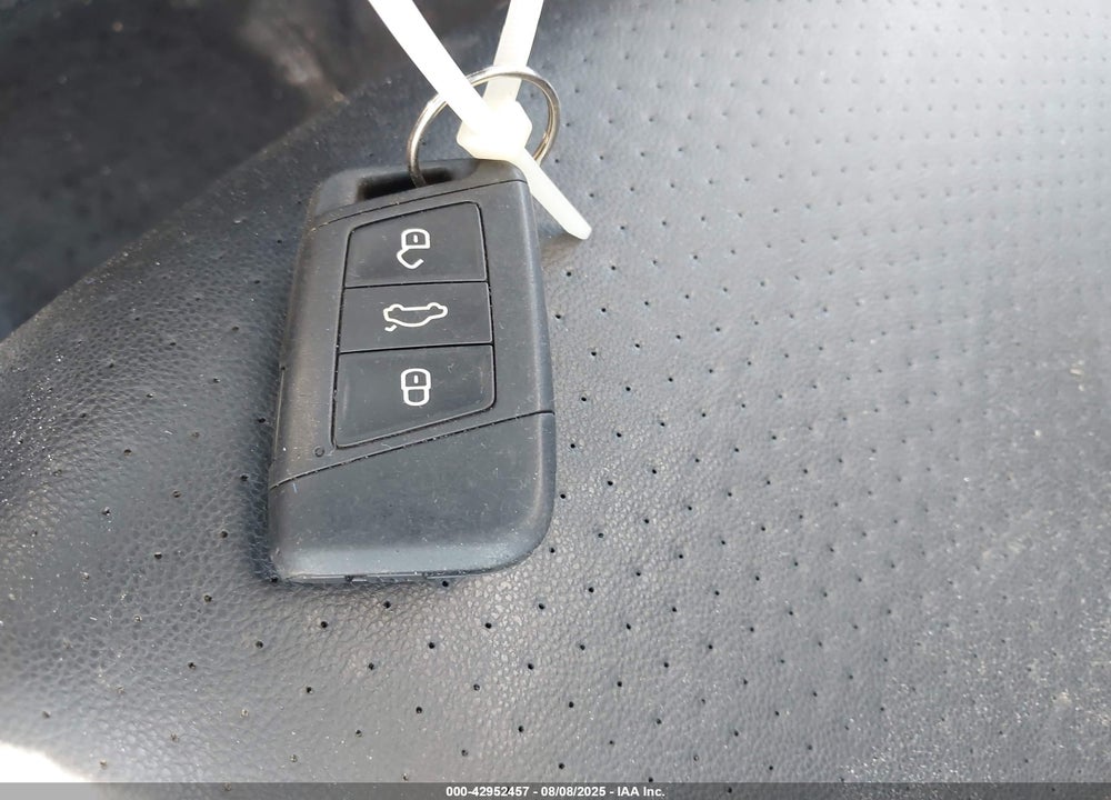 2019 VOLKSWAGEN JETTA VIN: 3VWE57BU8KM053283