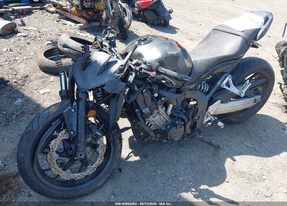 2016 HONDA CBR650 F VIN: MLHRC7406G5200411