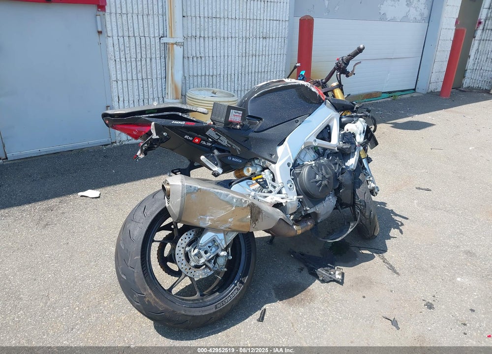 2019 APRILIA TUONO V4 VIN: ZD4KGU007KS000973