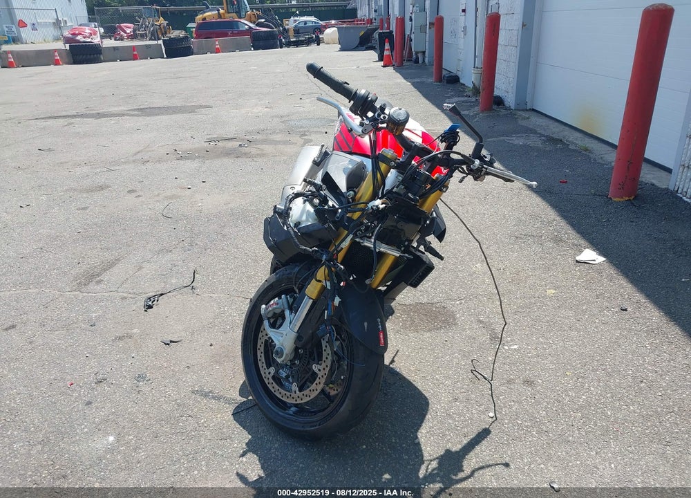 2019 APRILIA TUONO V4 VIN: ZD4KGU007KS000973