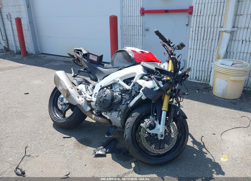 2019 APRILIA TUONO V4 VIN: ZD4KGU007KS000973