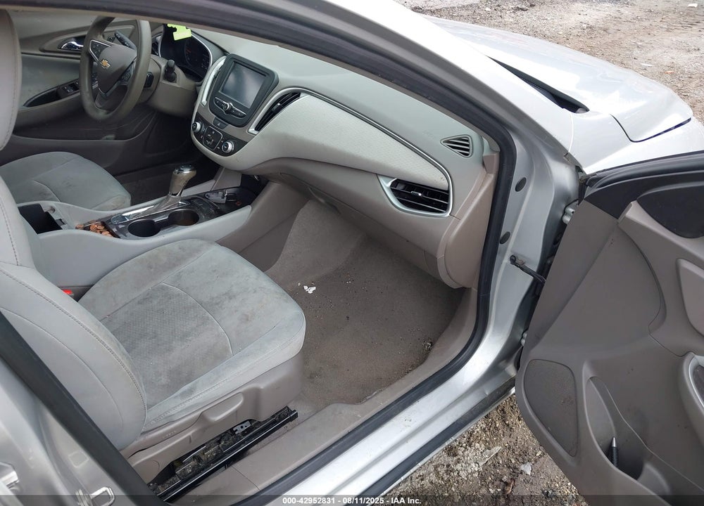2017 CHEVROLET MALIBU 1FL VIN: 1G1ZC5ST4HF261846