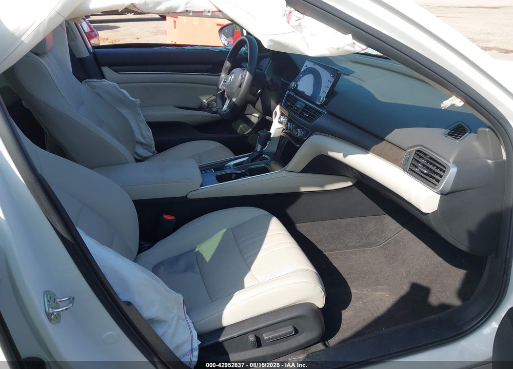2018 HONDA ACCORD VIN: 1HGCV1F50JA066049