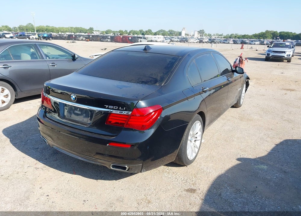 2015 BMW 7 SERIES VIN: WBAYE8C53FD781945