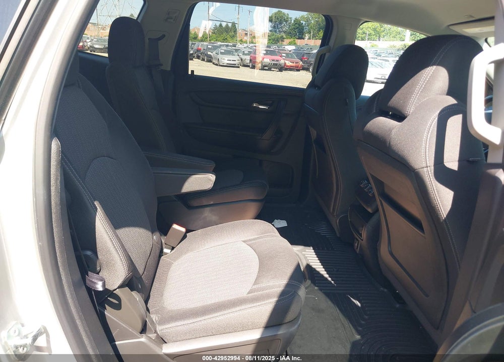 2017 CHEVROLET TRAVERSE 1LT VIN: 1GNKVGKD3HJ343370