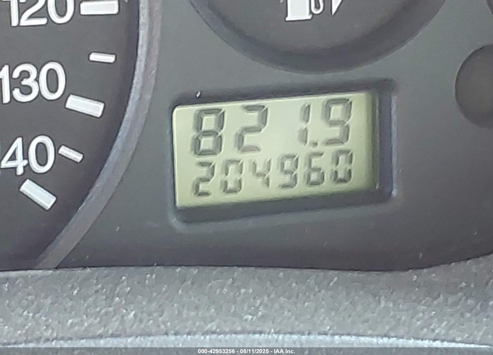 2007 FORD FOCUS VIN: 1FAFP34N77W245212