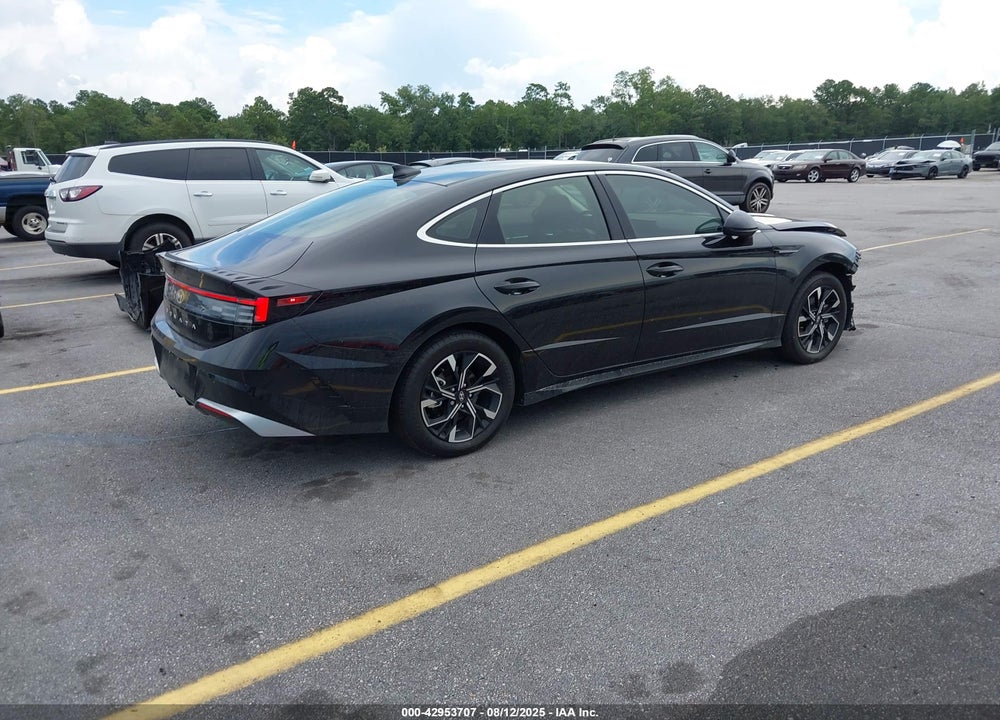 2024 HYUNDAI SONATA SEL VIN: KMHL64JA3RA383235