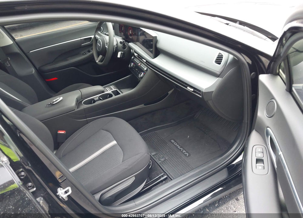 2024 HYUNDAI SONATA SEL VIN: KMHL64JA3RA383235