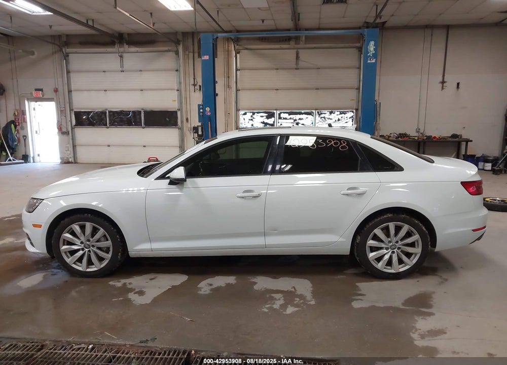 2017 AUDI A4 VIN: WAUANAF44HN069968