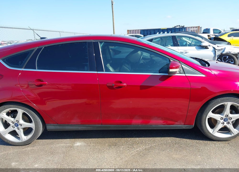 2014 FORD FOCUS VIN: 1FADP3N27EL398568