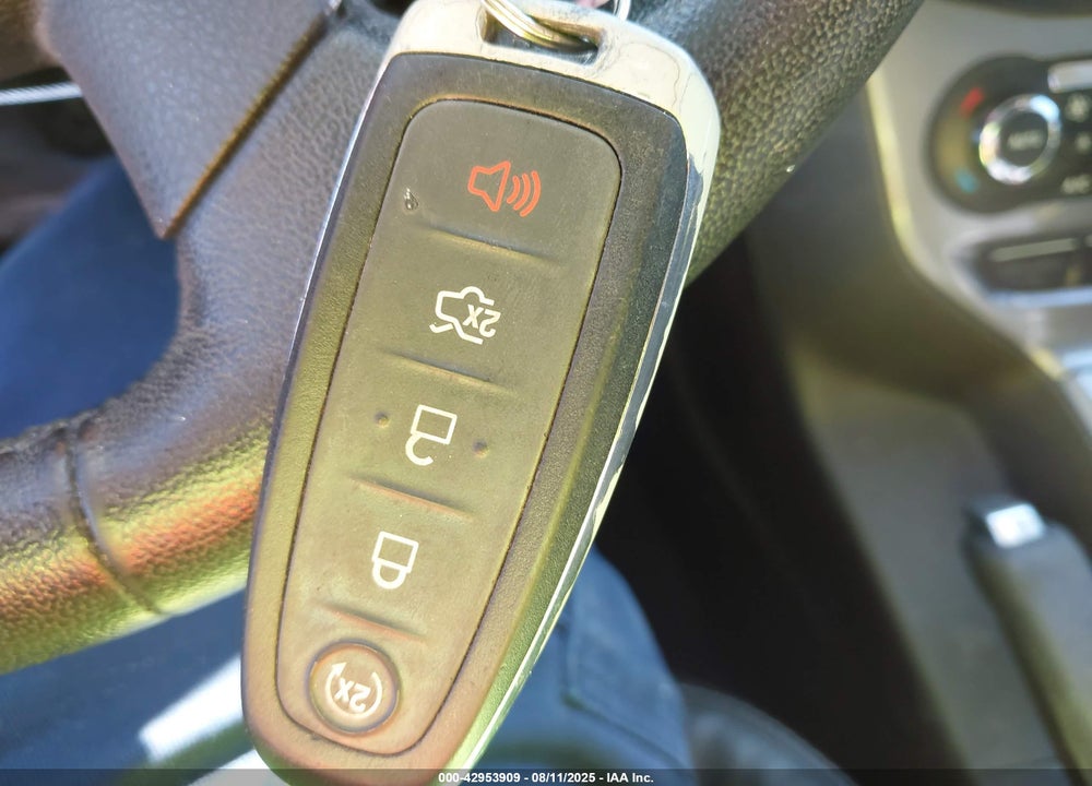 2014 FORD FOCUS VIN: 1FADP3N27EL398568
