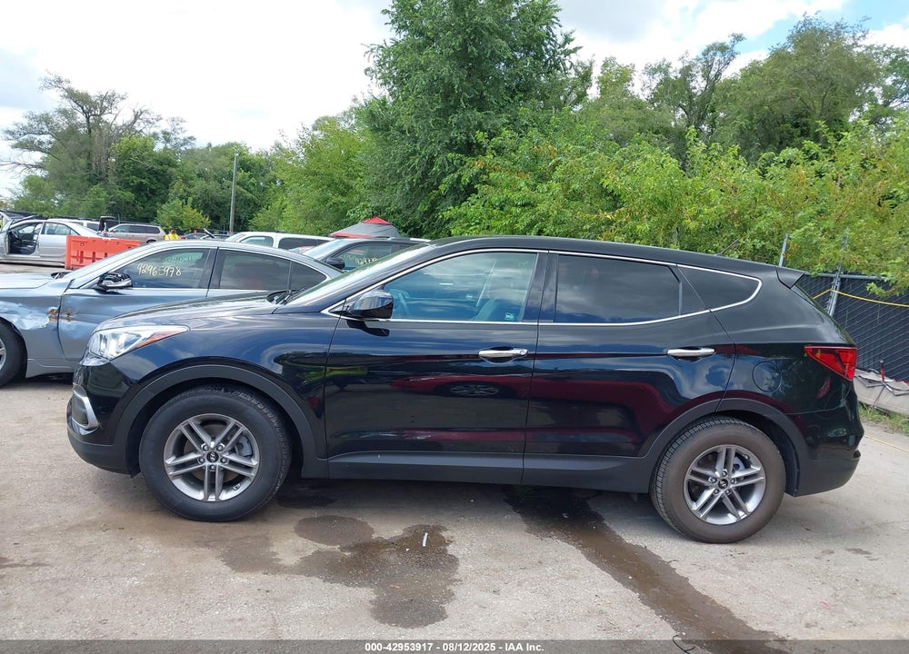 2018 HYUNDAI SANTA FE VIN: 5NMZTDLBXJH057892