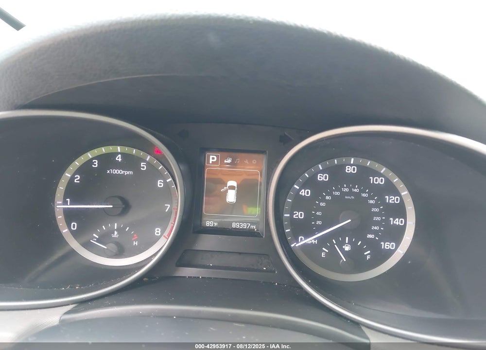 2018 HYUNDAI SANTA FE VIN: 5NMZTDLBXJH057892