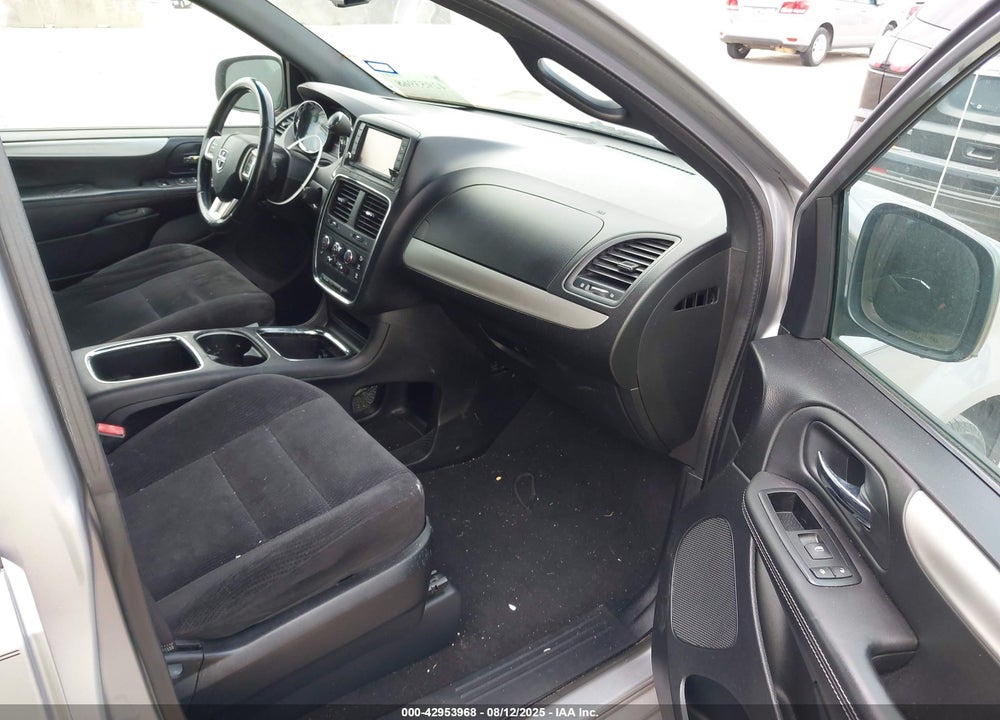 2014 DODGE GRAND CARAVAN SXT VIN: 2C4RDGCG4ER239870