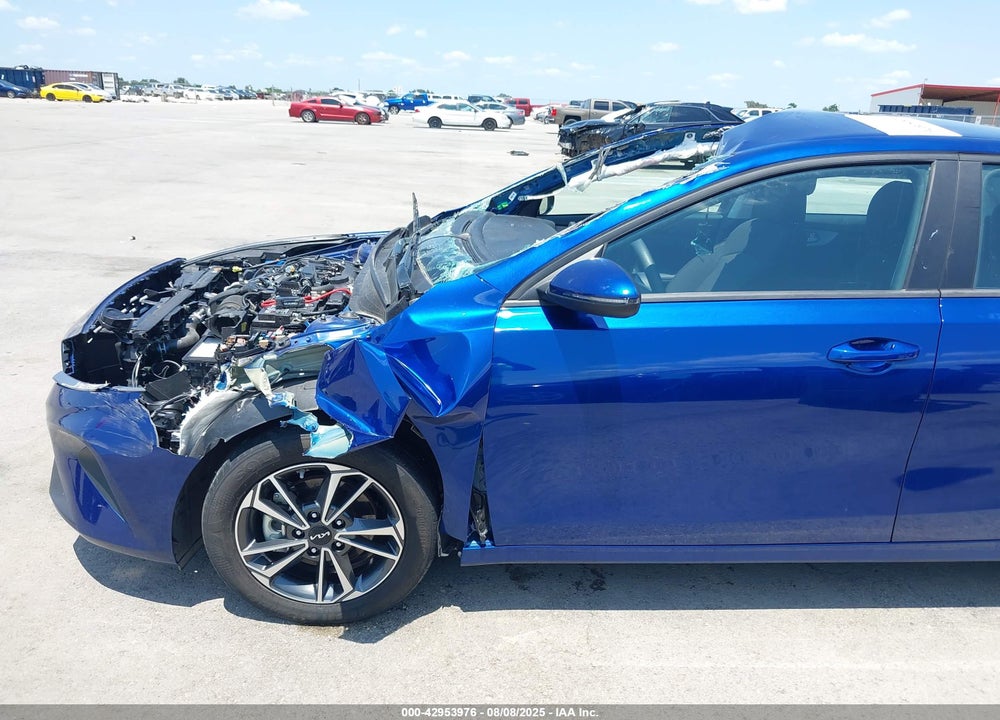 2024 KIA FORTE LXS VIN: 3KPF24AD4RE808725